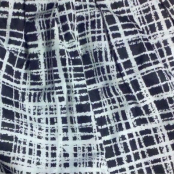 Sparkle and Fade Black and White A-Line Skirt Size 4 📦 - Picture 6 of 7